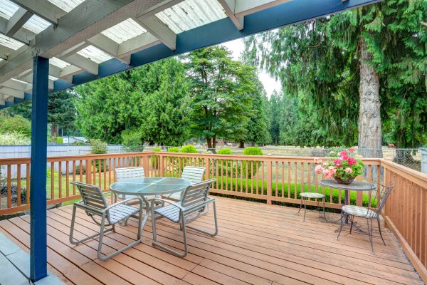 Deck Carpentry Service in Palatine